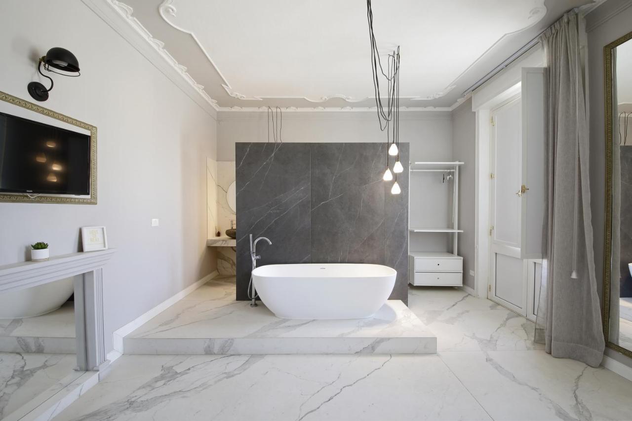 Le Bain Suite - Accanto Al Mare Vicinissima A Ortigia E Al Teatro Syracuse Luaran gambar
