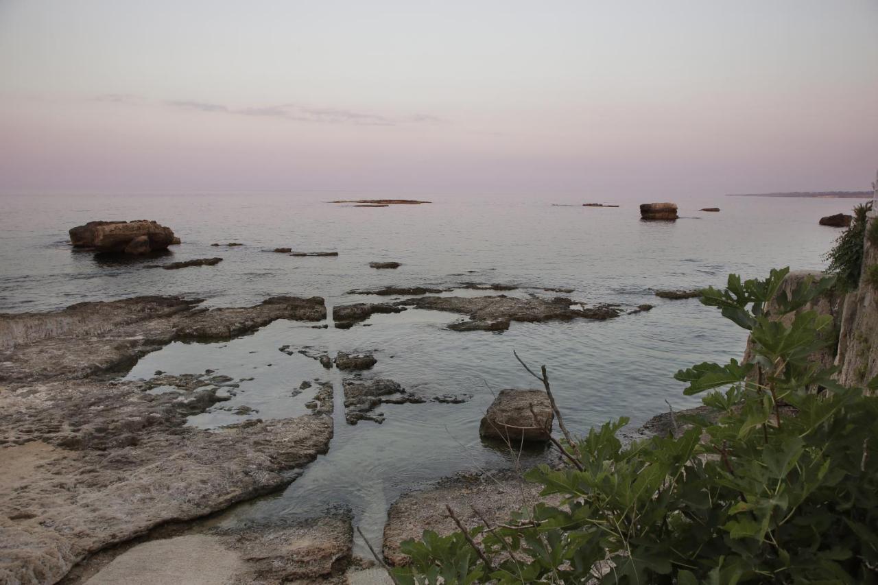 Le Bain Suite - Accanto Al Mare Vicinissima A Ortigia E Al Teatro Syracuse Luaran gambar